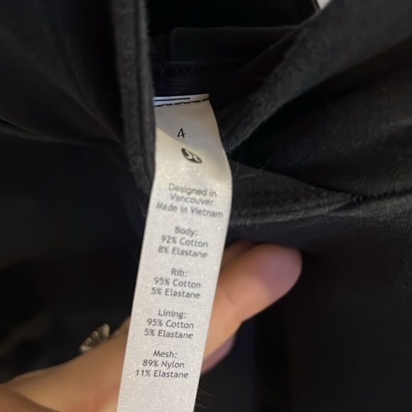 Pullover - Picture 2 of 4